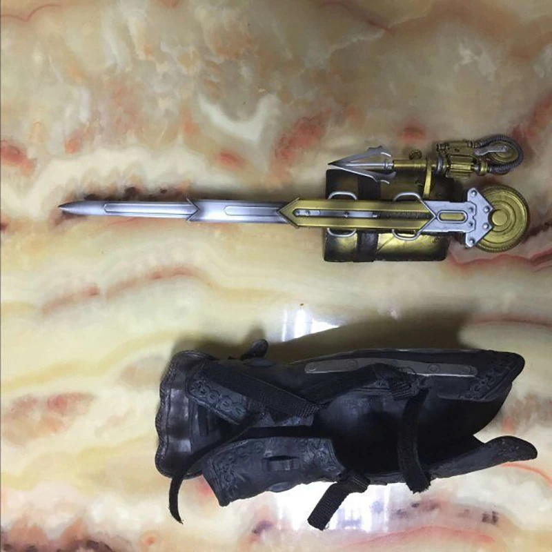 Etaya Assassin's Creed 6 Syndicate Wristband With Hidden Arrow And Gloves - Image 3